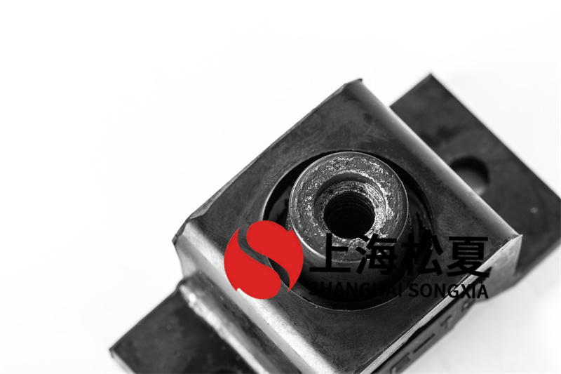 數(shù)控旋壓機(jī)用BE-25<a href='http://www.cjcm.net.cn' target='_blank'><u>橡膠減震器</u></a>